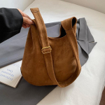 Naiste suur mahutavusega PU-nahast &otilde;lakott Talvine Uus Mood Retro Hobo kott Luksusbr&auml;ndi Disainerk&auml;ekotid 34x10x40cm