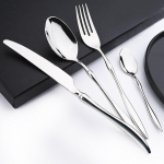 S&ouml;&ouml;gin&otilde;ud 18/10 peegel-s&ouml;&ouml;giriistade komplekt Roostevabast terasest h&otilde;ben&otilde;ude komplekt &Otilde;htus&ouml;&ouml;gin&otilde;ud Nuga Kahvel Lusikad Lauan&otilde;ud Koduk&ouml;&ouml;ki 1set / 4pcs h&otilde;be