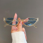 Retro v&auml;ikesed poolraamilised p&auml;ikeseprillid Naiste kassisilmad Trendikad vanaaegsed moodsad prillid Mood Luksuslikud br&auml;ndidisainerid p&auml;ikeseprillid