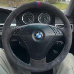 Kohandatud auto rooliratta punutise kate seemisnahast, sobib BMW E60 jaoks (Sedaan) E61 (Touring) 530 523 523li 525 520li 535 545i auto Gray Thread