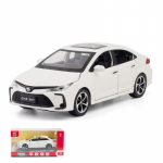 1:32 m&otilde;&otilde;tkavaga Toyota Corolla mudelauto, tsingisulamist tagasit&otilde;mmatav heli ja valgusega m&auml;nguauto lastele poiss-t&uuml;drukule 1/32-15.5x7x4.5cm valge