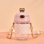 Moodne Shui pudelit&uuml;drukutele m&otilde;eldud k&otilde;rge v&auml;&auml;rtusega kukkumisvastane &otilde;lgplastikust veetassiga &otilde;pilaste kaasaskantav tass roheline