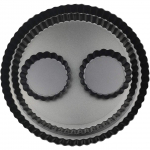 11-tollised 9-tollised &uuml;mmargused koogipannid 4-tollised eemaldatava p&otilde;hjaga minipannid. Mittenakkuva kattega Quiche pann, vastupidav s&uuml;sinikterasest. 4 tk