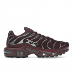 Nike Naiste Air Max Plus SE Night Maroon Chrome Silver Naiste Tossud Punane Tume-Team-Punane Metallik-H&otilde;be HJ9743-600 36.5