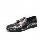 Meeste maanahast mokassiinid Slip-on kingad &Auml;rimees Lamedad Klassikalised Meeste pidulikud kingad Nahast Itaalia Formaalne &Auml;ri Oxford kingad 38