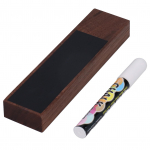 Puidust kriiditahvli k&auml;sit&ouml;&ouml;&otilde;lle kraani k&auml;epidemed koos kriidiga kodupruulimise tarviku jaoks