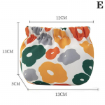 Lillelise taskuga kosmeetikakott Oxfordi riidest elastsete isesulguvate taskutega m&uuml;ndikott meigile, huulepulgale, k&otilde;rvaklappidele, ehtekorraldaja