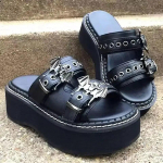 Metallist kaunistused Naiste sussid Disainer Suvised sandaalid Pandlad Vampire Cosplay Platvorm Mustad Gooti kingad Naiste Sussid 35 must