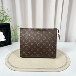 [Kasutatud] Louis Vuitton Poche Toilette Gm 'Brown Monogram Canvas' - V&auml;ga hea #1KR1C3M ONE SIZE