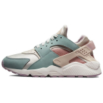 Nike Air Huarache One Mile Social Club Naiste tossud Roheline Valge-Puidu-Pruun Tolmuhallikas-Salvei DQ4990-104