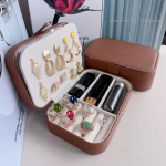 Nuppude hoiustamine T&otilde;mblukuga juveliiride korraldaja konteinerikarp Kaasaskantav ehtekarp Ehtekorder N&auml;idik reisiehete karbid 16*11.5*5 cm