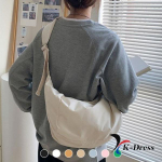 Unisex nailonist hobokott, crossbody messenger, meeste naiste &otilde;lakott must