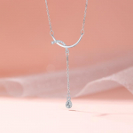 Kumer narmastega veetilga kaelakee, naiste kerge luksuslik ni&scaron;ikujundus Sense roostevabast terasest vedruga ripats