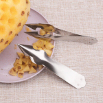 2 TK roostevabast terasest loominguline ananassikoorija Lihtne ananassil&otilde;ikuri s&uuml;damiku viilutaja klamber 2pcs