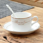 European Style Gold Tracing kohvitass ja taldrik Kaheosaline keraamilise tassi komplekt Veetass Lilletee tass piimatass