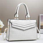 Luksuslikud heledad nahast ostukotid Naiste &otilde;lakotid Disaineri crossbody kotid naistele Suure mahutavusega naiste kandekotid 29x12x22cm