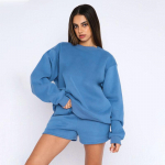 Naiste &uuml;hev&auml;rvilised pikkade varrukatega O-kaelusega kapuutsid, s&uuml;gis-talvised lahtised laiad p&uuml;ksid S kohv