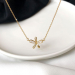 V&auml;rske lillega kaelakee Elegantne Super Haldjas &Otilde;pilast&uuml;druk Mitmek&uuml;lgne Rangluukett