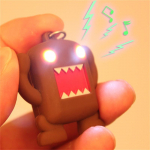 Ultra Bright Led armas mini Domo Kun Action Figure M&auml;nguasjad Taskulambi heliga v&otilde;tmehoidja pruun