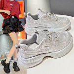 T&auml;htede s&auml;delusega paksu tallaga naiste isa kingad s&uuml;giseks ja talveks. Vastupidavad, kuumade strassidega spordijalatsid naistele. 39 h&otilde;be