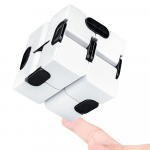 Infinity Cube Fidget sensoorne m&auml;nguasi mini pusle kuubik m&auml;nguasi stressi ja &auml;revuse leevendamiseks maagiline pusle &uuml;mberp&ouml;&ouml;ratav m&auml;nguasi ADHD autistlikele lastele t&auml;iskasvanutele