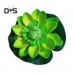 Kutsikalinna kunstvees ujuva lillega lootose kodu&otilde;ue tiik kalapaagi kujundus punane