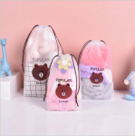 L&auml;bipaistev j&auml;&auml;tunud t&otilde;mblukuga kott reisipagasi riiete hoiukott Multifilmi karu n&ouml;&ouml;riga n&ouml;&ouml;riga kott 5Pcs