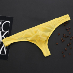Suure koguse stringid Seksikas v&ouml;&ouml;koht, madal mood, G-string, meeste bikiinp&uuml;ksid aluspesu M