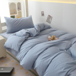 &Uuml;hev&auml;rviliselt pestud puuvillast harjatud &uuml;li&otilde;pilaste kolmeosaline komplekt kolledži &uuml;hiselamu linadest ja tekikott neljaosaline tekikott 0.9-1.0m bed 3PCS