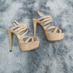 Suur suurus 44 naiste sandaalid &ouml;&ouml;klubi &uuml;limoodsad 14 cm super k&otilde;rged kontsad platvorm pahkluu rihm sandaalid seksikad kingad pruudikingad 44 ihukarva