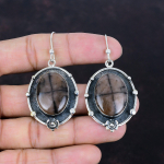 Kiastoliit K&otilde;rvar&otilde;ngad 925 Sterling H&otilde;be K&otilde;rvar&otilde;ngas Tervendav Kivi Ehted K&auml;sitsi Valmistatud Disainer K&otilde;rvar&otilde;ngas Kiastoliit V&auml;&auml;riskivi Ehted Kingitused Naisele