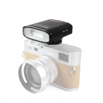 TRIOPO TR100 Universaalne Mini Kaamera V&auml;lklamp GN12 Kaamerav&auml;line V&auml;lklamp 5600K Speedlite 0,1-1,8s Taastumisaeg must