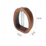 P&auml;hkli t&auml;ispuidust lillen&otilde;ud Loominguline lilleseade kaunistus Lihtne klaasist taimest lillealus mini vesikultuuriga vaas