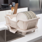 &Uuml;hekihiline plastikust n&otilde;uderest k&ouml;&ouml;gikasutuseks Apricot [Center Drainage]