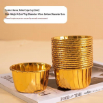 Kuldsete rullitud servadega ahjukindlad muffinivormid