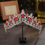 Atmosf&auml;&auml;riline pruudikroon must pulmatrend kuninganna kroon sulamist tiaara peapael