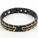 Harjatud 316L roostevabast terasest k&auml;ev&otilde;ru meestele, must kullav&auml;rvi, 4-&uuml;hes magnetiline randmepael Meeste mannekeen k&auml;epael, ehtetarvikud 21CM must