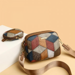 Moodne naiste Crossbody &otilde;lakott Kvaliteetne k&auml;ekott Naiste kott Luksuslik disainiga tr&uuml;kitud korpusega kott Naiste k&auml;ekott 17.5x5.5x15cm