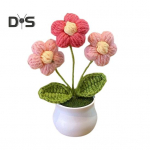 K&auml;sitsi heegeldatud potilill K&auml;sitsi heegeldatud p&auml;evalill Maikelluke Tulbid Potilised kunstlilled kodu kontori laua peale kaunistuseks B