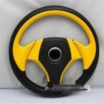 13-tolline Cool Coupe sportauto v&otilde;idus&otilde;idu rool poolringikujulise labaga, 14-tolline