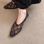 Mood 2025 Uued Hingavad Pitsv&otilde;rgust &Uuml;hed Kingad Naiste Suvised Prantsuse Ruudukujulise Ninaga Slip-On Kett Mary Jane Lamedad Kingad 35 must
