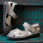 Naiste ehtsast nahast sandaalid Mugavad pehme tallaga jalan&otilde;ud Naiste lamedad Moodsad suvekingad Naiste sandaalid 41 hall v&auml;rv