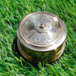 Vintage messingist kalender ankurkompass messingist viimistlus