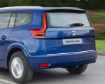 Dacia Jogger &ndash; pagasiruumi kroomitud viimistlus &ndash; tagaluugi aktsent &ndash; ​​esmaklassiline auto tagaosa &ndash; s&auml;ra suurendaja.