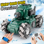 Kaugjuhtimispuldiga auto 2,4G pihusti triivipaak v&otilde;ib lasta veepomme Laste puldiga m&auml;nguauto green-Dual remote control