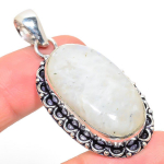 Natural Rainbow Moonstone Gemstone 925 Sterling Silver Pendant 2.17 f4s12