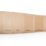 JUNG SAEM MOOL ESSENTIAL SKIN NUDER LONG WEAR CUSHION+ t&auml;itematerjal, Kbeauty, Korea kosmeetika, n&auml;idis #19 Light