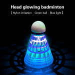 Helendavad sulgpallid Led vahustatud plastist spordisulgpall V&auml;rvilised valgustusega sulgpallid lastele Led sulgpallikomplekt A