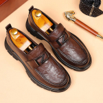 2024 T&auml;iesti uued meeste &auml;ri Inglise vabaaja nahast kingad S&otilde;idujalatsid Hingavad Mugavad Libisemisega vabaajajalatsid Lame tald 38 pruun