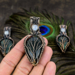 Labradorite, Moonstone Copper Wire Wrap Jewelry Pendant 2.64 g4y13